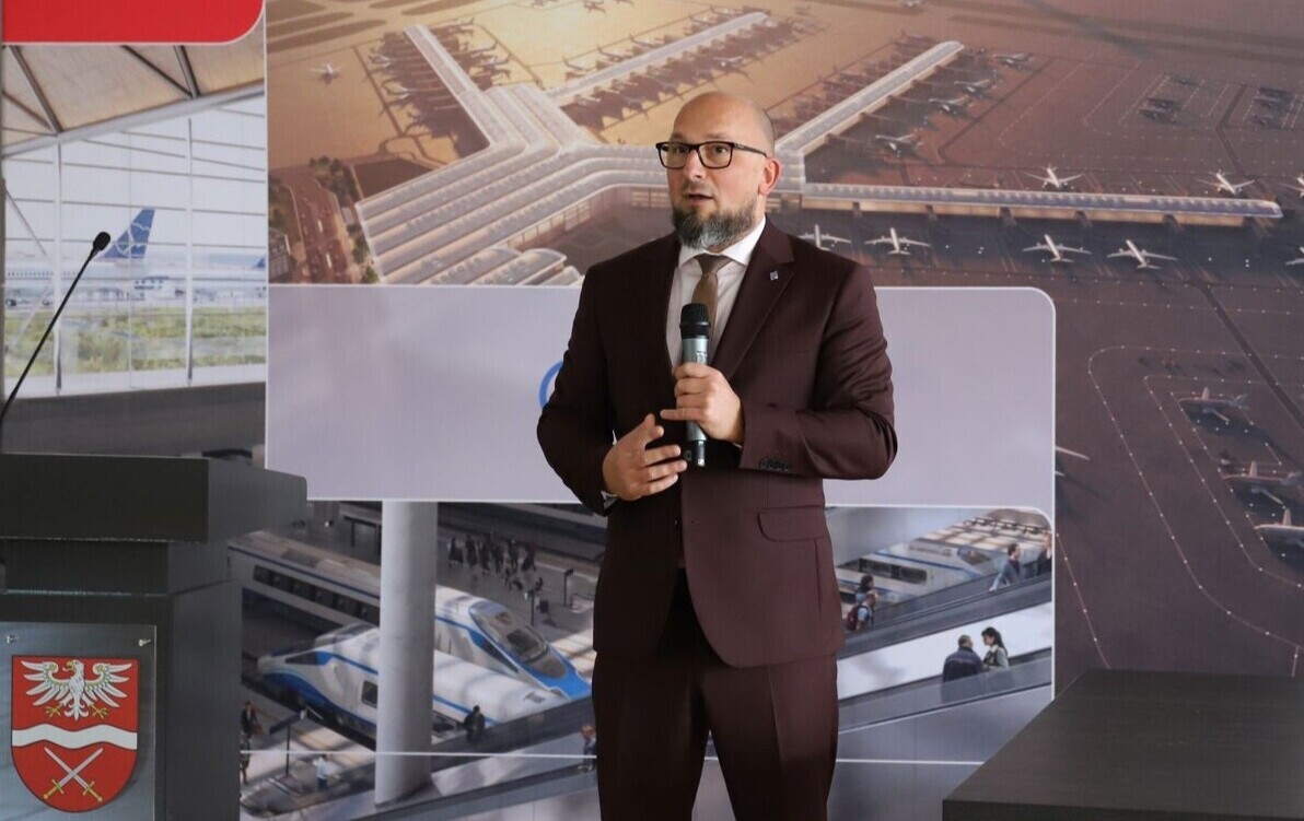 Zdjęcie do Samorządy i Port Polska wsp&oacute;lnie o przyszłość transportu w regionie